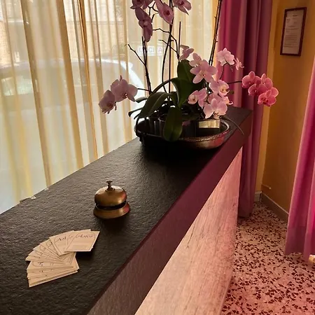 Astor Hotel 2*