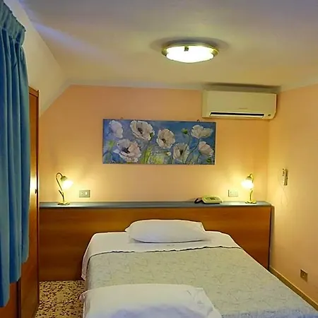 Hotel Astor Modena